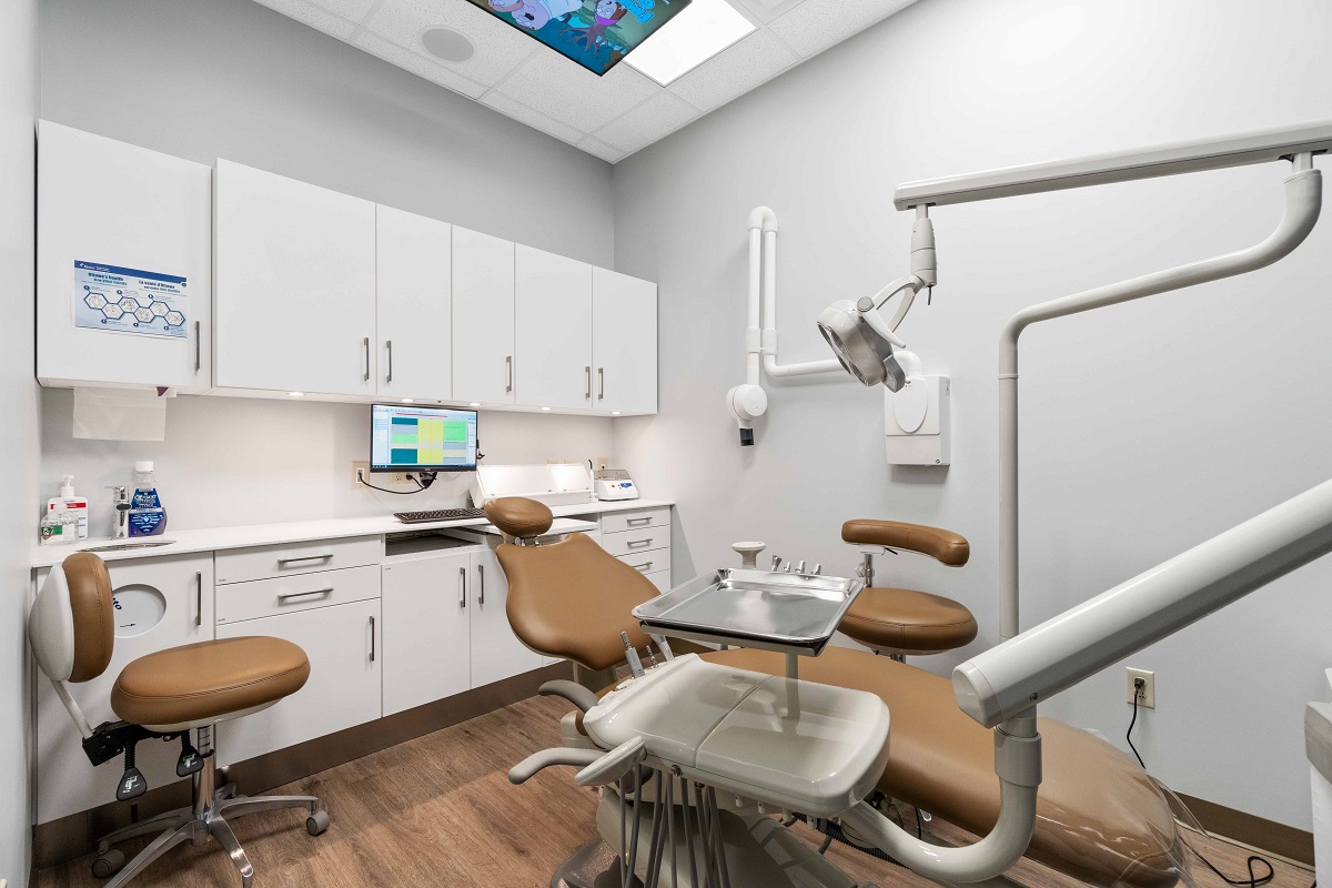 Dental operatory with treatment chair
